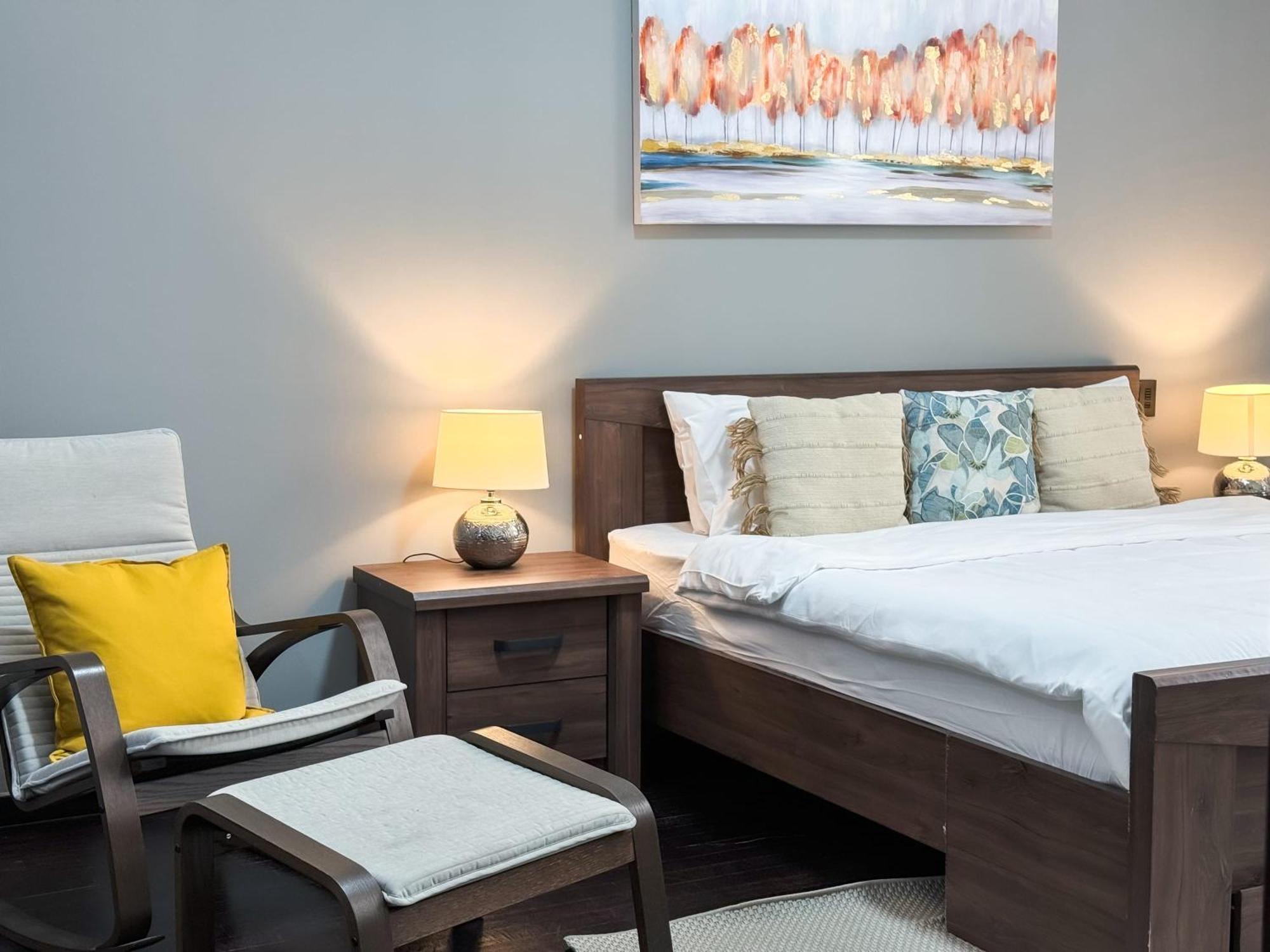 Modern Beachfront 1Br Apartment - Tiara Residence ドバイ エクステリア 写真