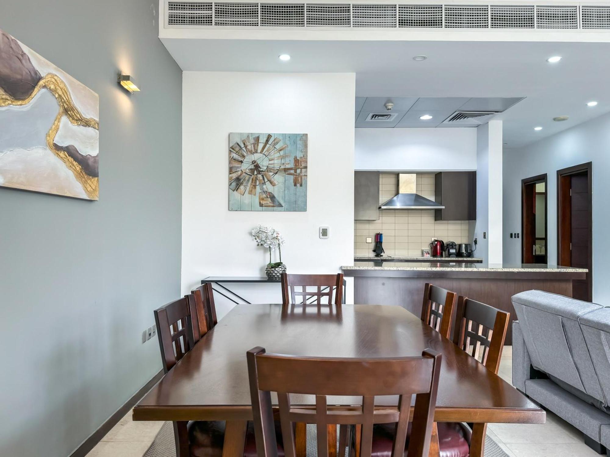 Modern Beachfront 1Br Apartment - Tiara Residence ドバイ エクステリア 写真